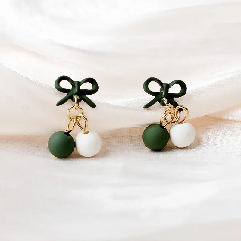 

Green Bowknot Women's Dangle Earrings Double Ball Pendants Drop Earrings Elegant Female Party Ear Jewelry Unusual Earrings