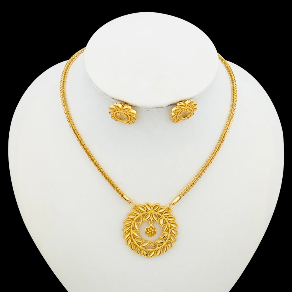 

African Gold Plated Gold Necklace Earrings Set Dubai Banquet Wedding Accessories Gift Arabic Exquisite Necklace Jewelry Set