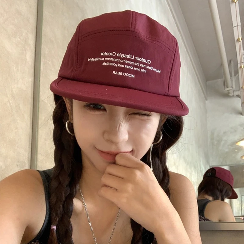 Бейсболка унисекс быстросохнущая бейсболка с надписью на плоской подошве