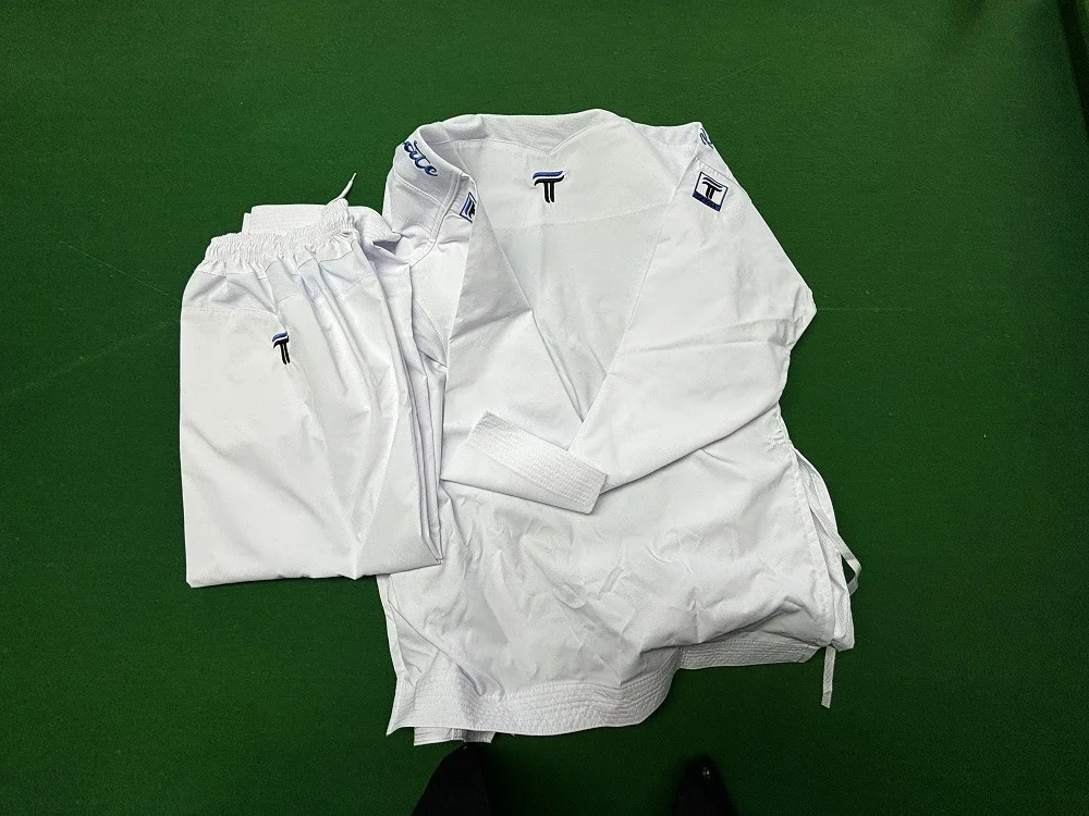 Оригинальная сверхлегкая дышащая форма Karate Gi для мужчин и женщин —
