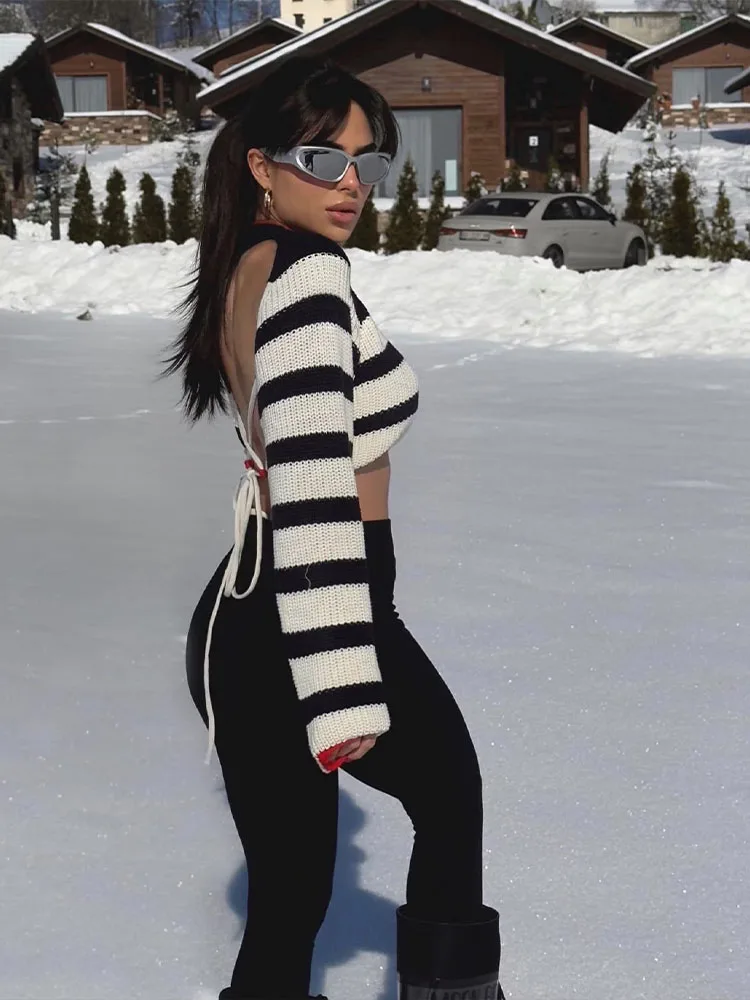 

2023 new women's long-sleeved backless sexy lace-up striped knitwear short tops women