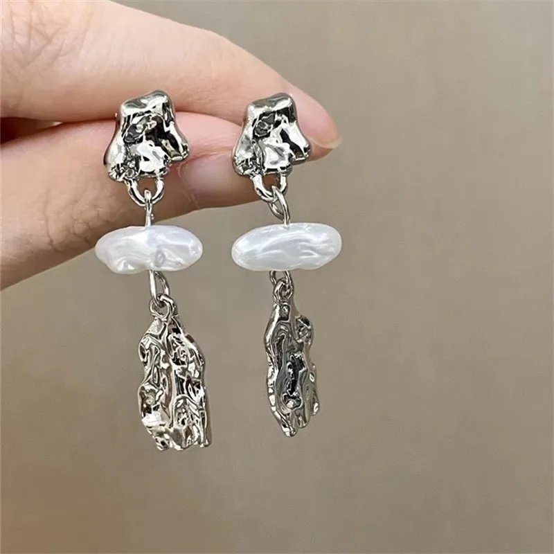 

Irregular Baroque High Imitation Pearl Earrings For Women's Fashion Gothic Geometric Earrings For Party Jewelry Accessories