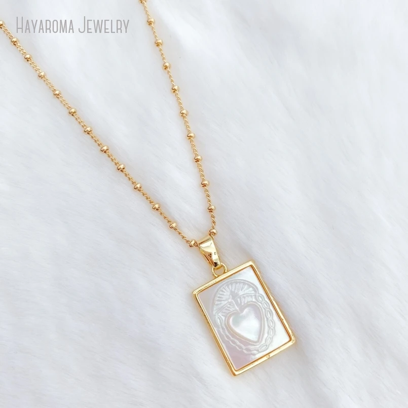 10 шт. перламутровое ожерелье с лопастной медалью в форме святого сердца