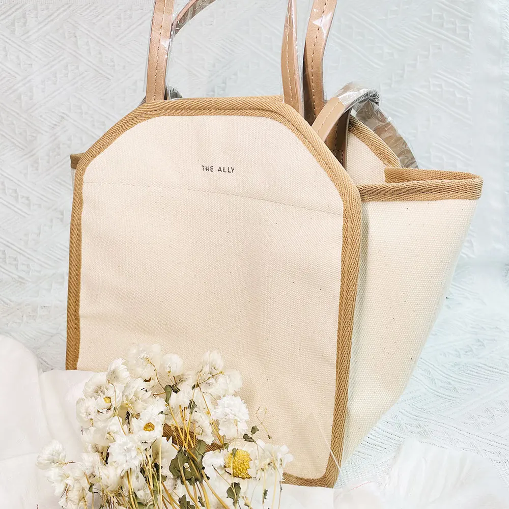 Mommy Bag Multifunctional Newborn Outing Bag Canvas Lightweight Tote Bag Single Shoulder Messenger Mother Bags Hot Selling