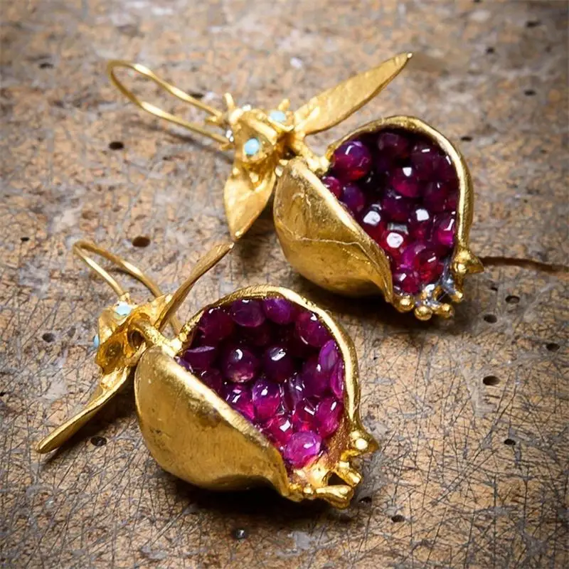 

Unique Gold Color Simulation Pomegranate Design Earrings Dangle Hook Earrings for Women Female Fashion Jewelry Gifts