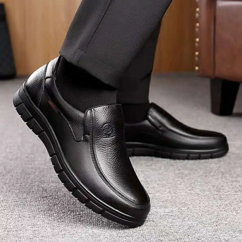 Nice Men's Genuine Leather Shoes 38-46 Head Leather Soft Anti-slip Rubber Loafers Shoes Man Casual Real Leather Shoes