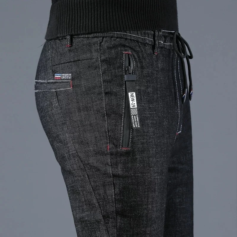 

Elastic Waist Pencil Denim Pants Men Korea Skinny Jeans Pants Men Slim Fit Black Blue 2020 Spring Summer