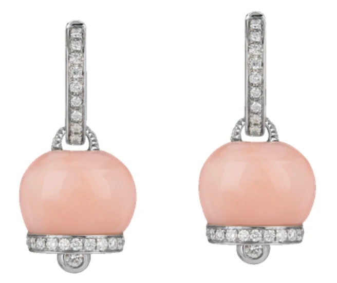 Модный степлер 2024: легкие серьги которые никогда не могут произвести на себя