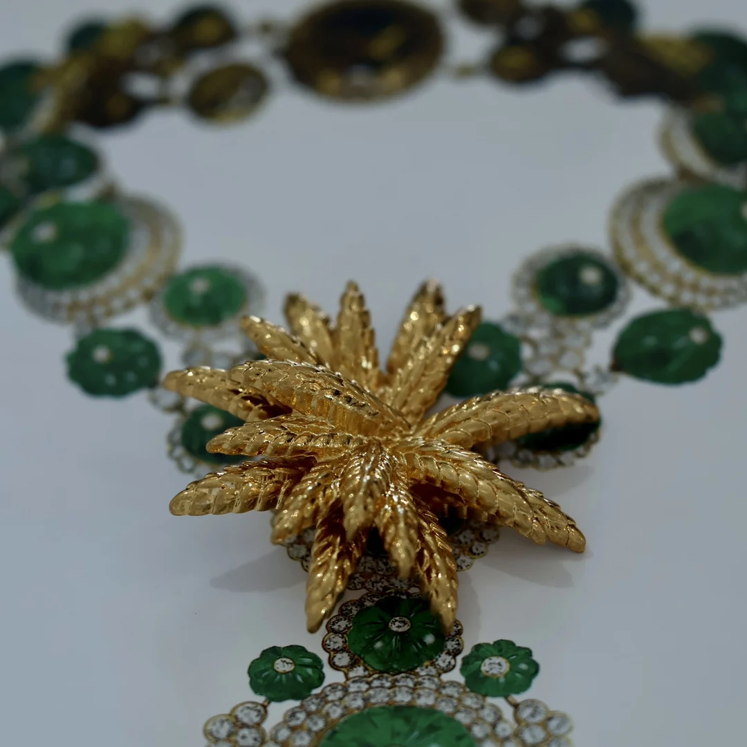 

Изысканная брошь в европейском и американском стиле из средневековой пшеницы