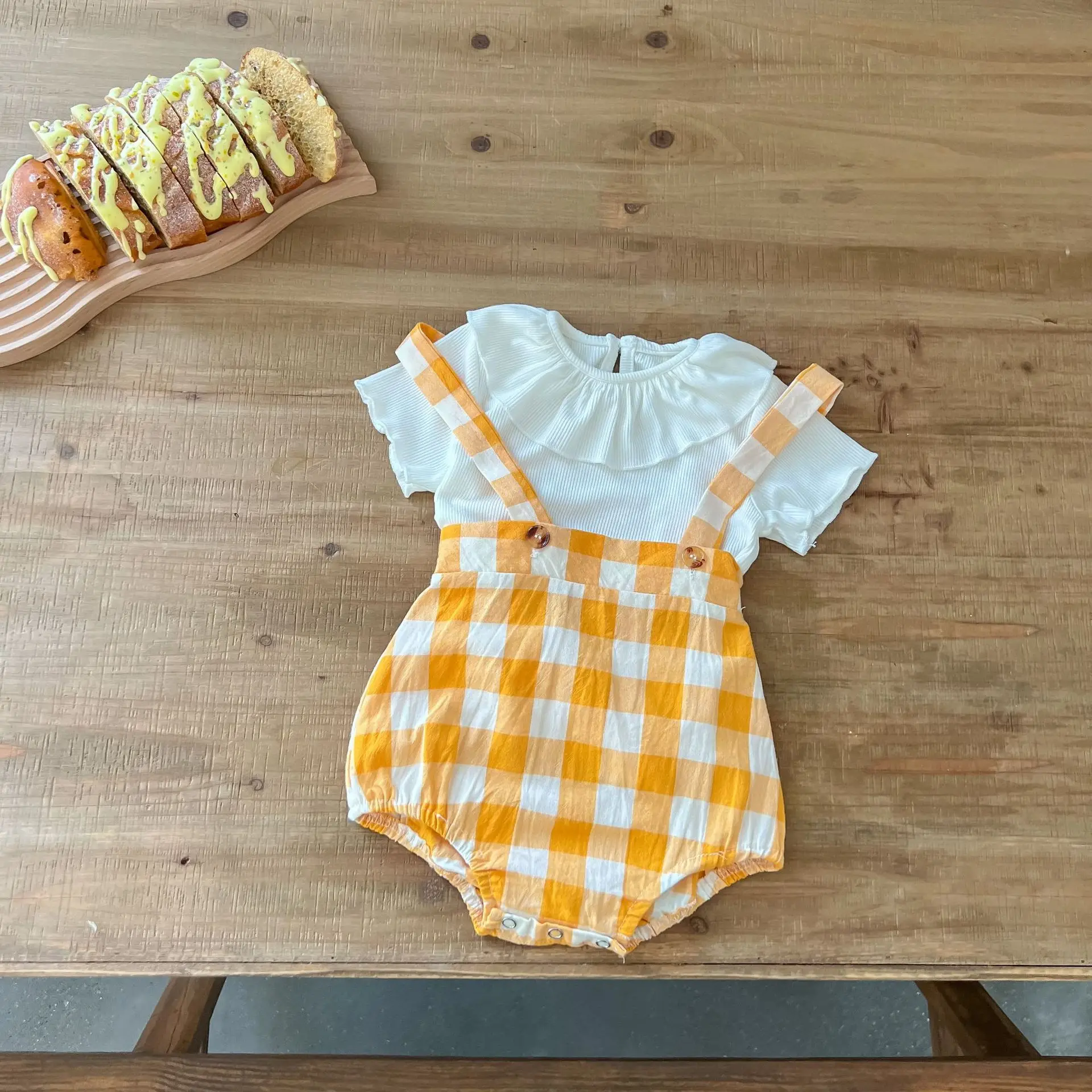 2022 Summer New Baby Strap Bodysuit Infant Sleeveless Plaid Jumpsuit Cute Heart Print Girls Overalls Cotton Baby Boy Clothes