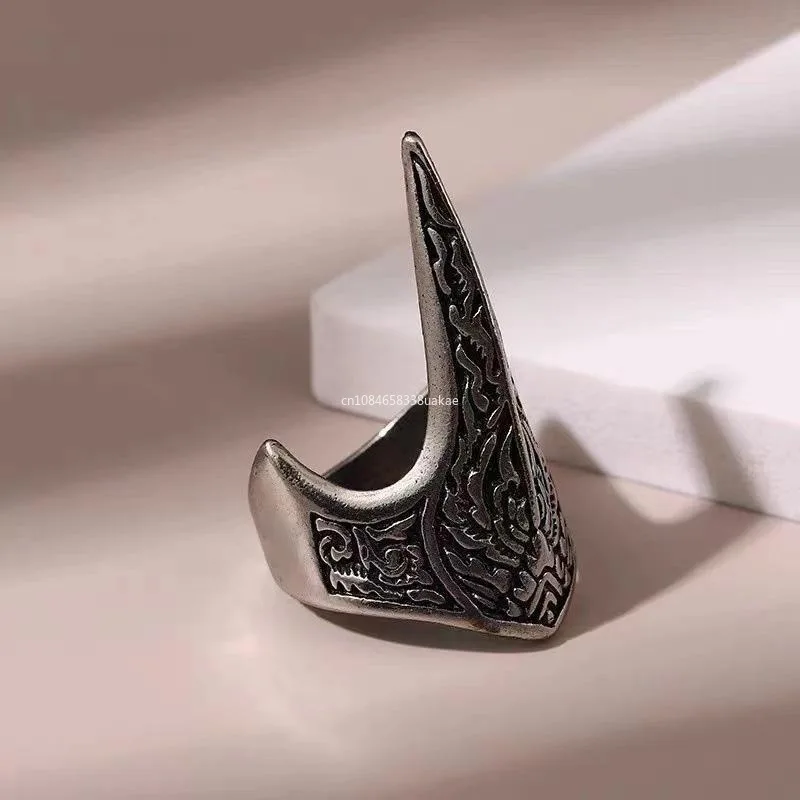 Мужское кольцо в стиле ретро