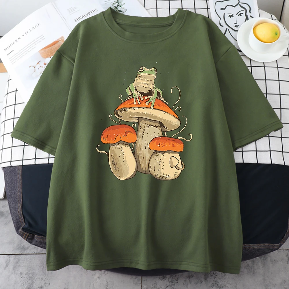 

New Men's T-Shirt Retro Hip Hop Sweatshirt Pastoral Style Mushroom Frog Print Short Sleeve Fashion Casual Summer Cotton Top