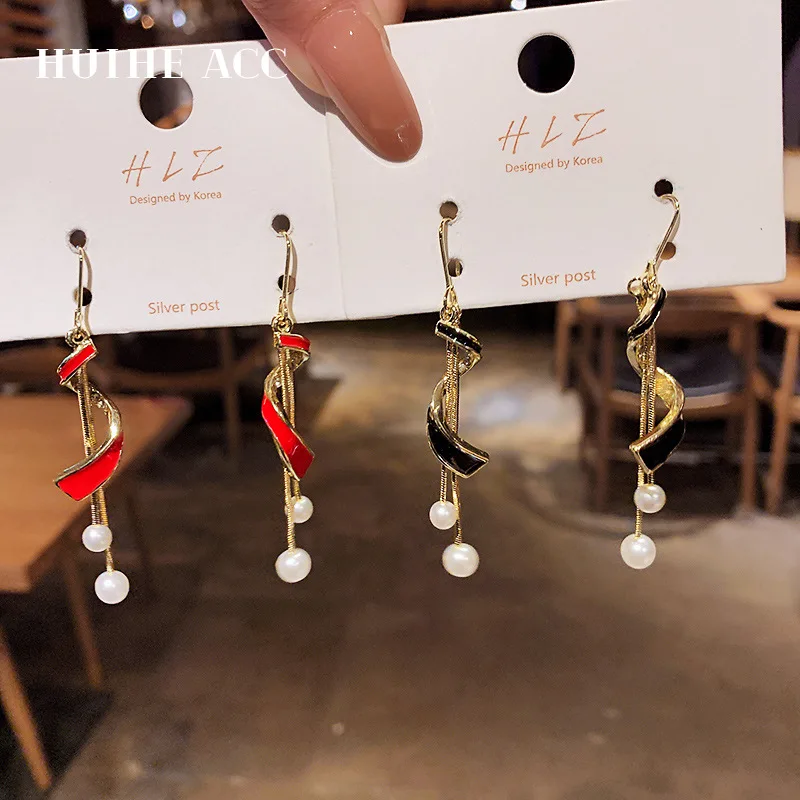 

Korean Fashion Ladies Pendant Earrings Jewelry 2022 Pearl Earrings Boho Modern Women's Earrings 2022