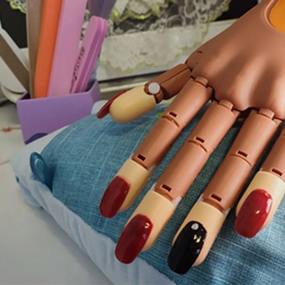 Тренировочная рука для маникюра. Nail Practice hand qiym?ti.