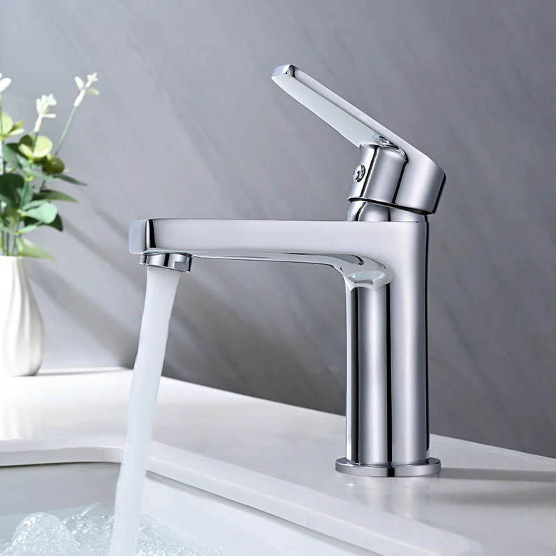 

Chrome Basin Sink Faucet Single Lever Hot Cold Water Tap Deck Mounted Brass Bathroom Mixers Single Hole Tap