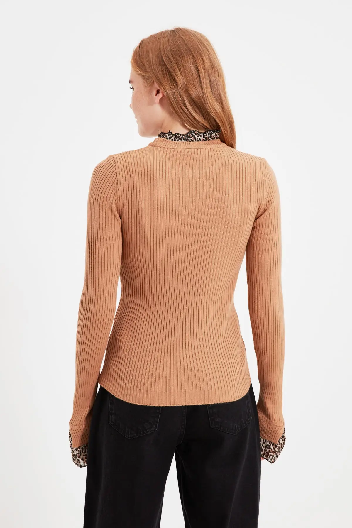 

Trendyol Garni Derayl Knitwear Sweater TWOAW22KZ0911