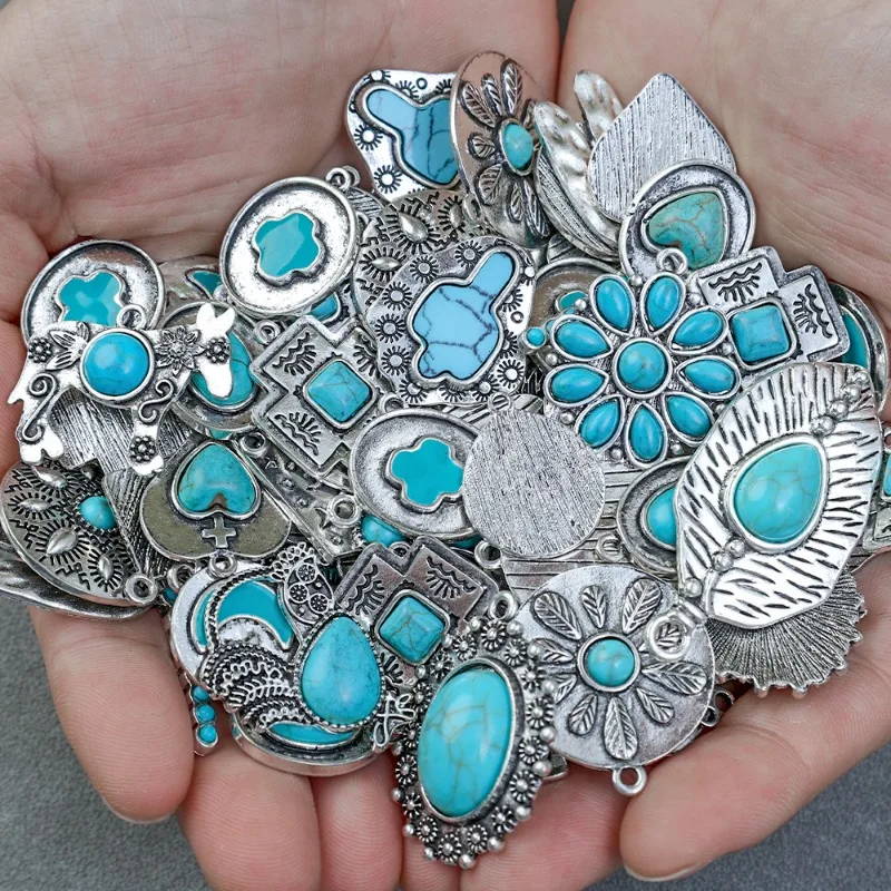 

50pcs Bohemian Charms Antique Silver Color Carved Pattern with Resin Cabochons Imitation Turquoise Pendants DIY Necklace Jewelry