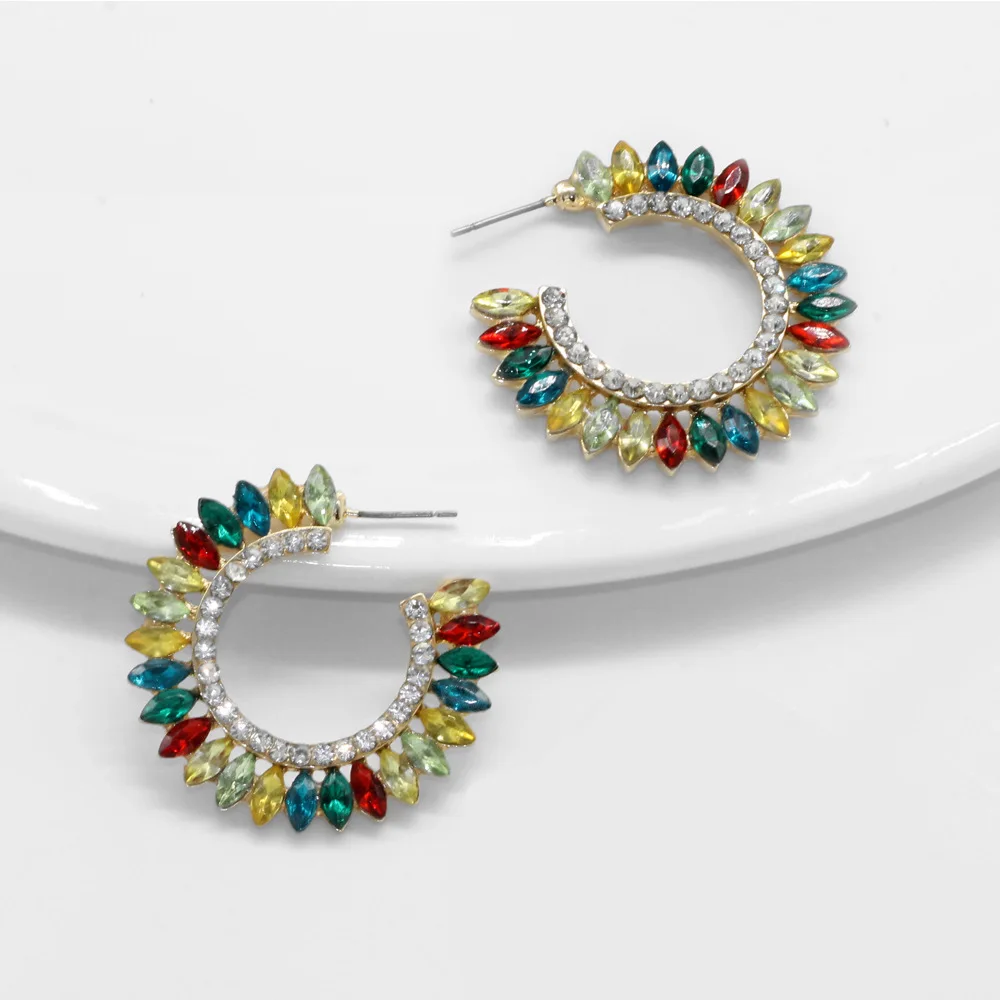 

New Trendy Colorful Big Round Crystal Hoop Earrings for Women Rhinestone C-Shaped Statement Earrings Ladies Exquisite Jewelry