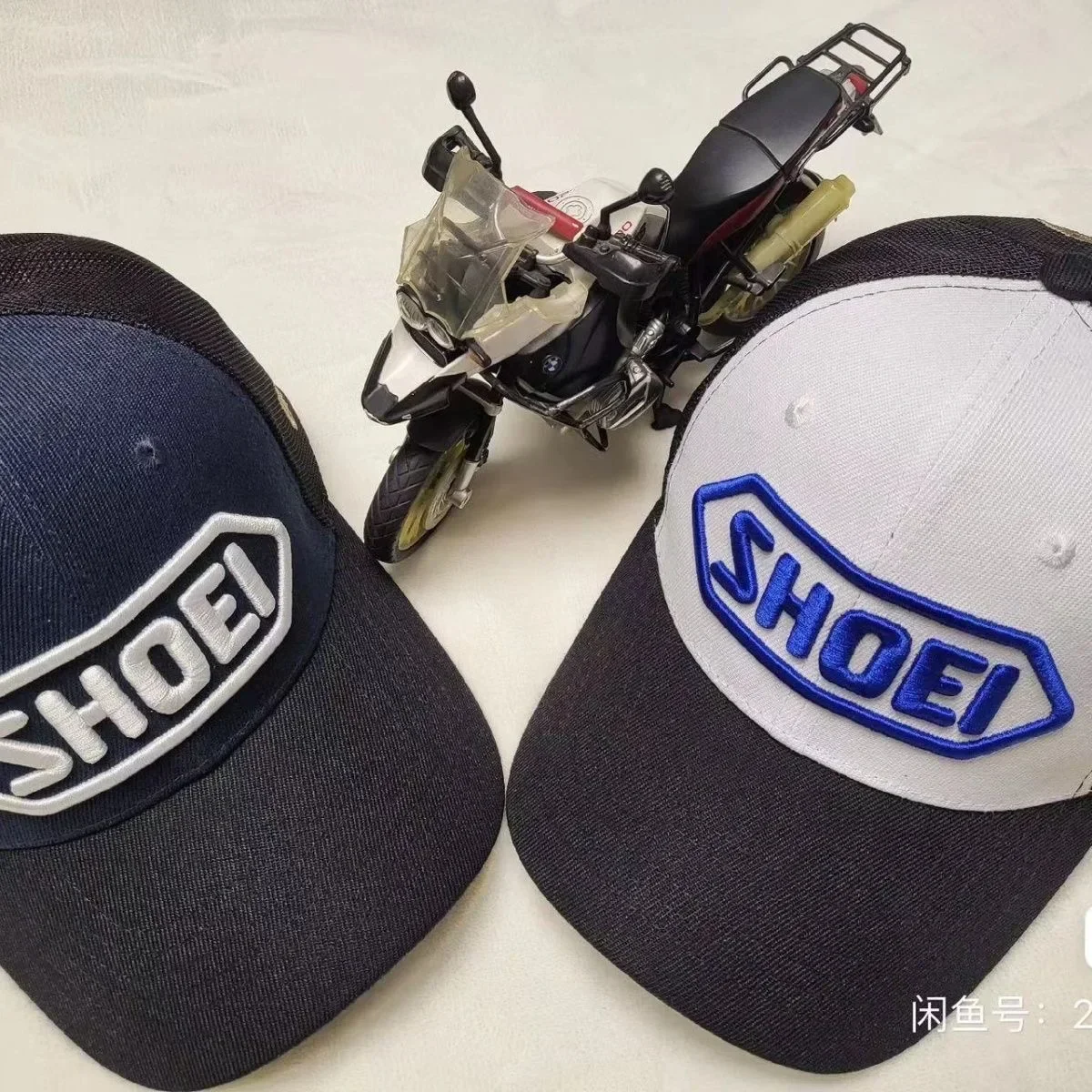 Фото Бейсболка Motos Gp Factory Racing с вышитым логотипом для мотоциклистов, для активного отдыха, с жестким верхом, с козырьком, солнцезащитная, с защитой от ультрафиолета. №3