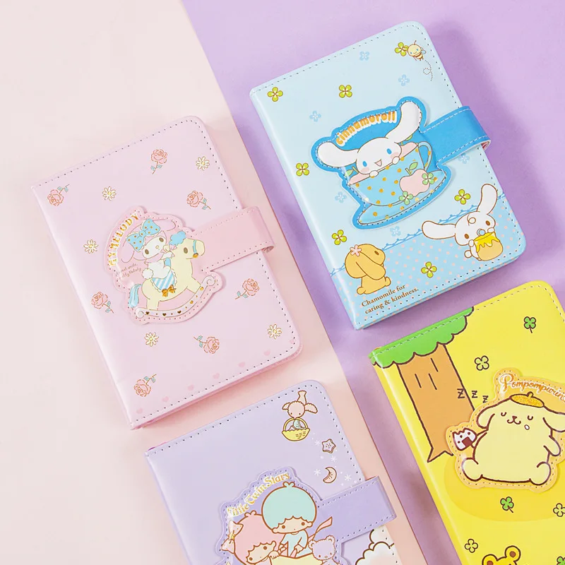 

Блокнот Sanrio Cinnamoroll Kitty с помпоном из искусственной кожи с пряжкой