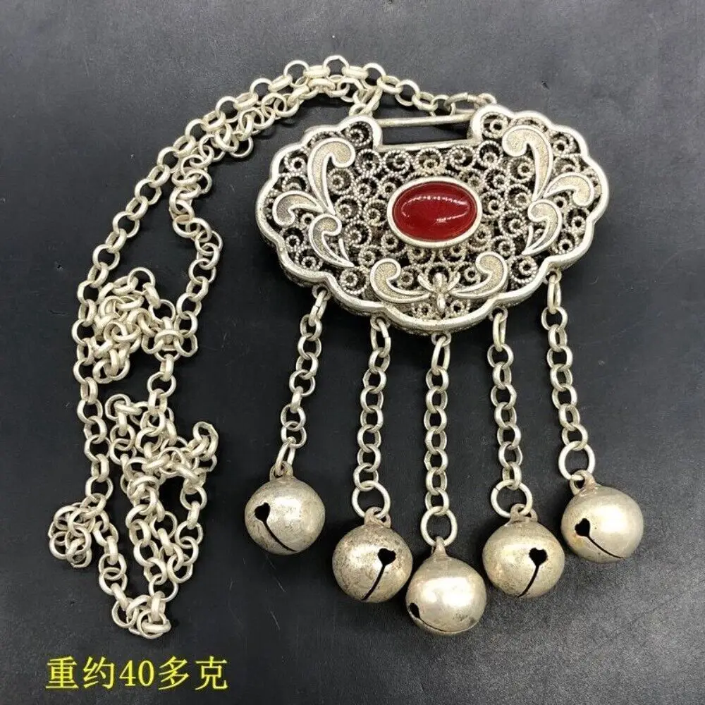 Подвеска ручной работы в виде старых искусственных камней