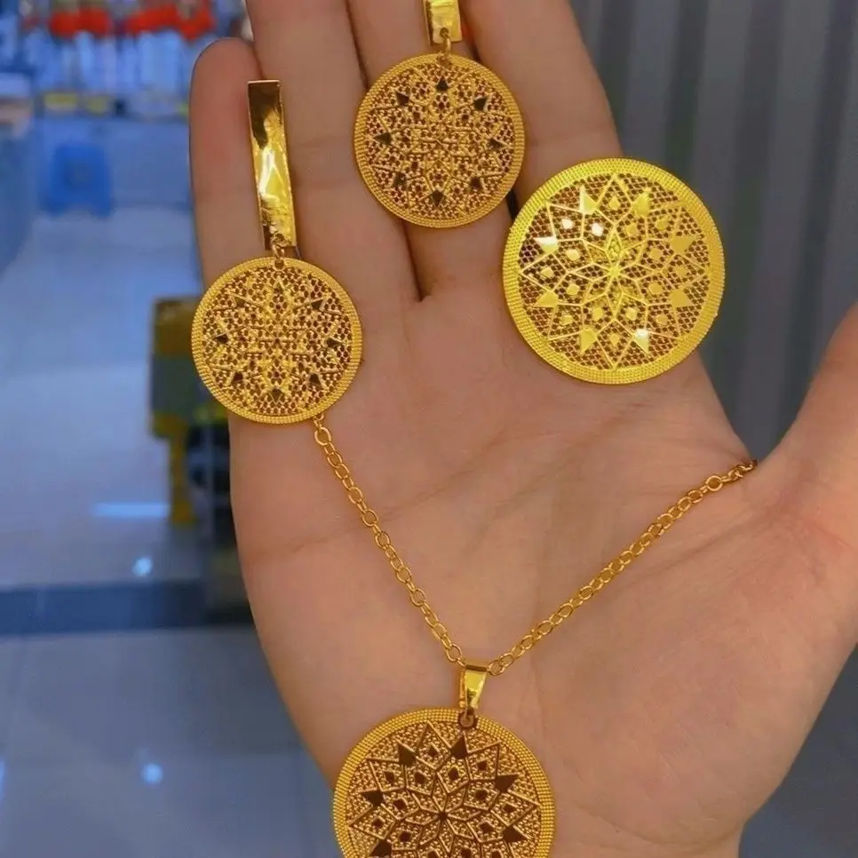 Новинка 2024 комплект ювелирных изделий из 24 карат с золотым покрытием Дубая