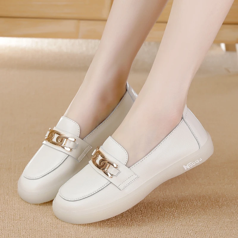 Fashion School Casual Women's Flat Shoes High Quality Genuine Leather Comfortable Women's Sneakers Walking Slip on Women's Shoes