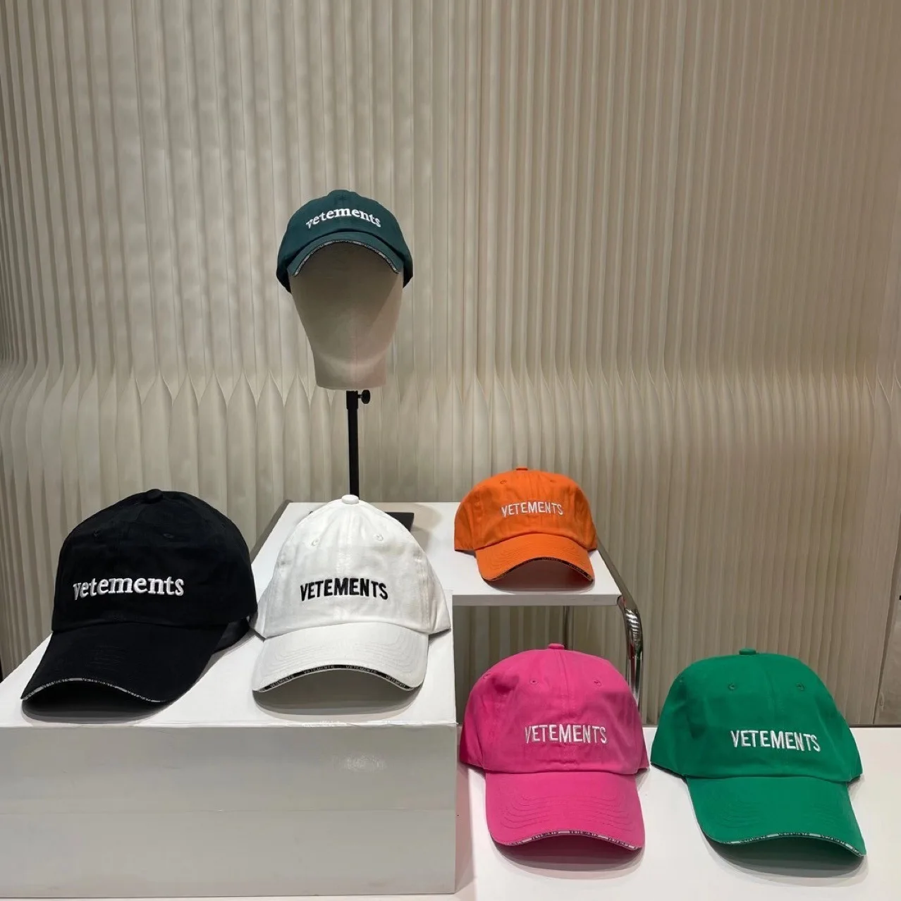 

Oversized Vetements 2022 New Embroidered Sun Hat Street Curved Brim Trend Net Red Face Little Girl Baseball Cap