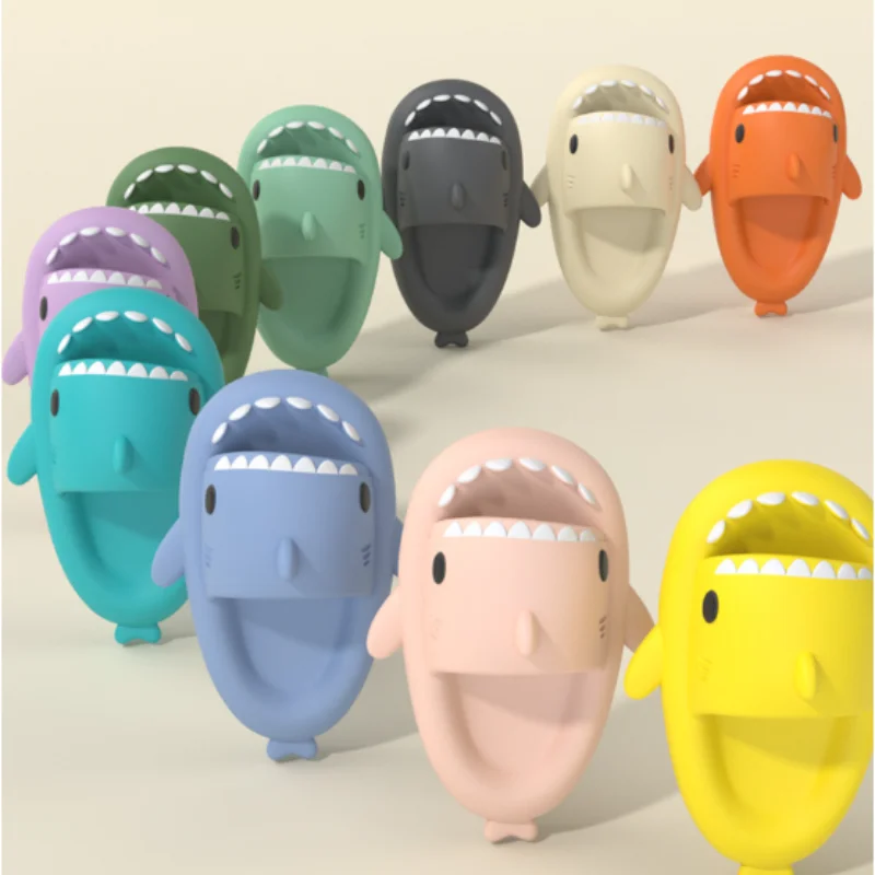 2023 Cute Shark Slippers Summer Women Thick Bottom Slides Men Soft EVA Indoor Bathroom Non-slip Sandals Couples Beach Shoes