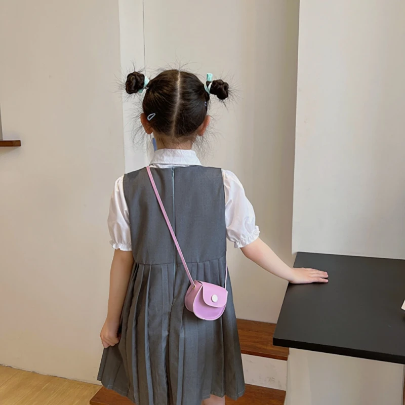 Детская сумка через плечо с однотонным нейлоновым ремешком цвет в ассортименте