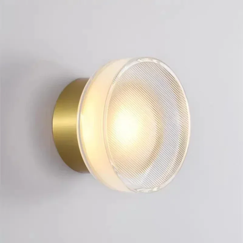 

Трицветный LED настенный светильник ZCTOP