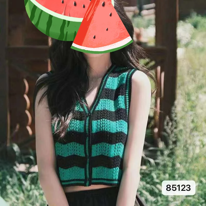 

V-nec Sleeveless Knit Pulloveres Korea Women Cropped Top Tanks Camis Summer Elegant Ladies Short Sexy Vest Clothing