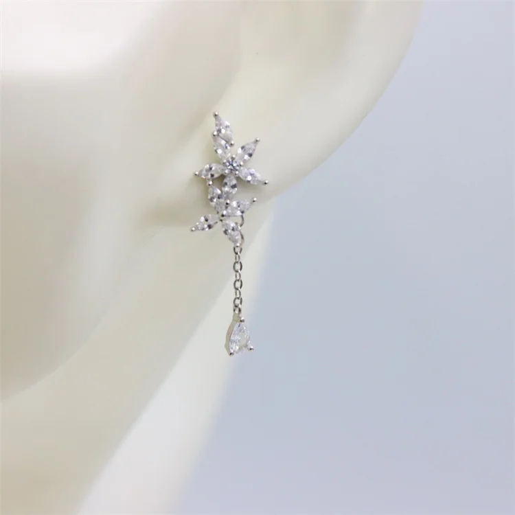 

ZFSILVER S925 Sterling Silver White Zircon Flower Dangle Waterdrop Stud Earrings Jewelry For Women Charm Party Gifts Sweet Girl