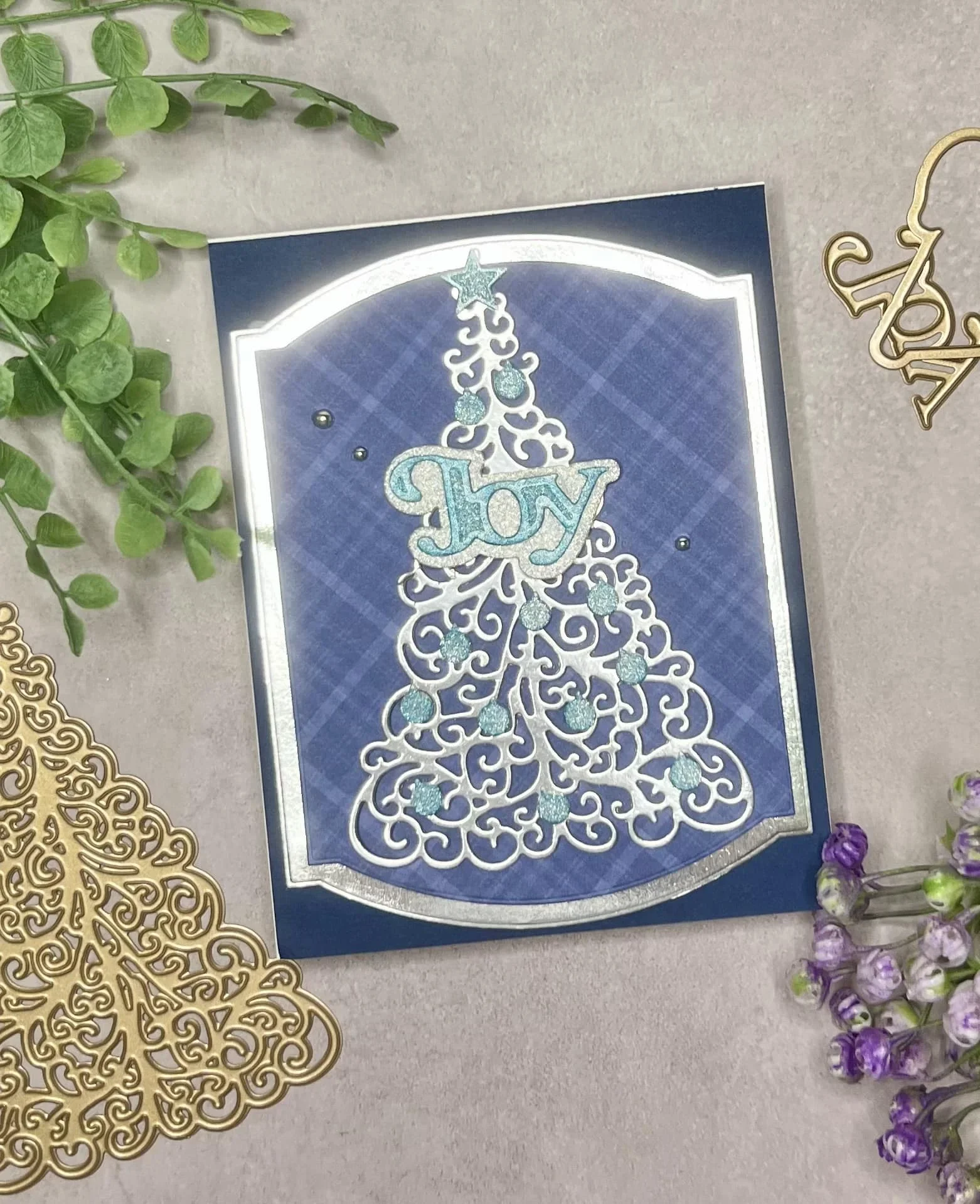 День рождения счастливая паутина сердце свеча сотовый фон подвесные летучие