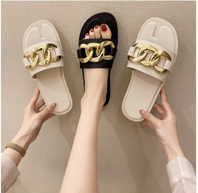 

Women shoe Shoes Black Charm Flat Sandal Slippers Fashion Open Toe Golden Chain Outer Wear One-Word Sandals Travel Summer
