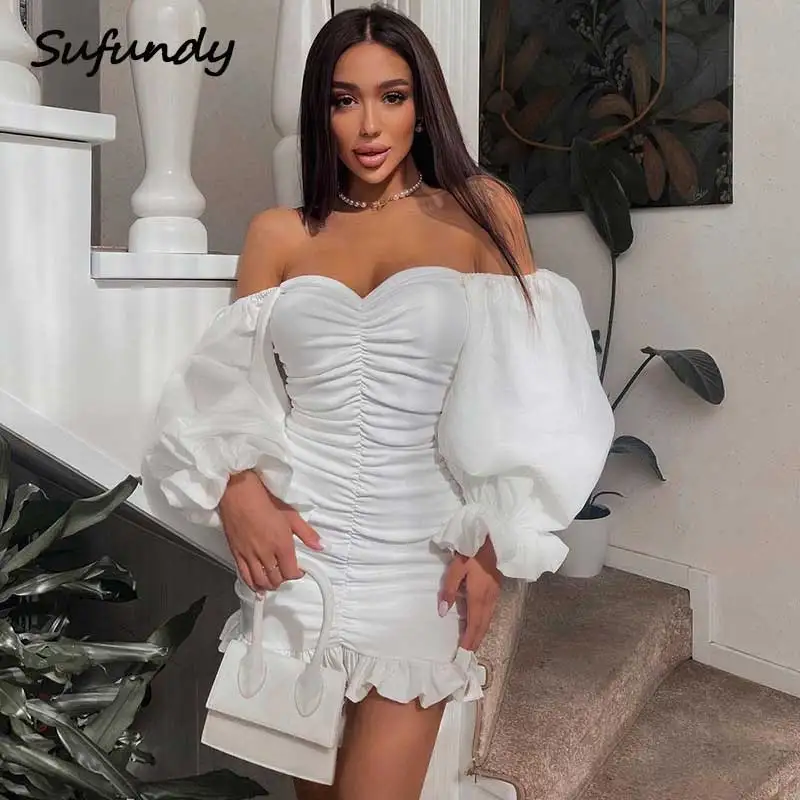 

Платье-мини с длинным рукавом-фонариком и вырезом лодочкой