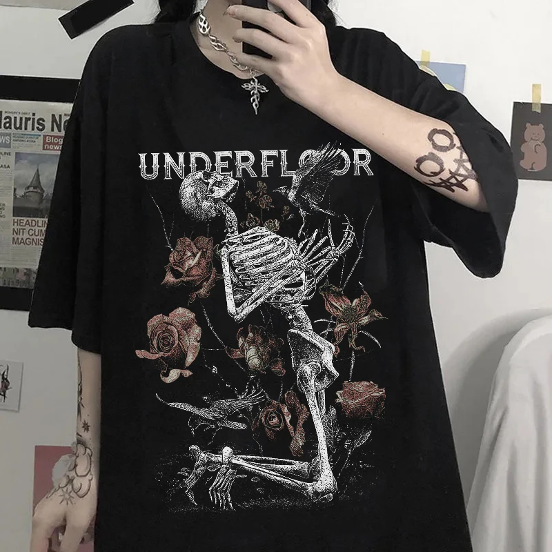

Gothic Oversized T-Shirt Women Y2k Harajuku Skeleton Print Grunge Aesthetic Goth T Shirt Dark Edgy Streetwear Graphic Tee Tops