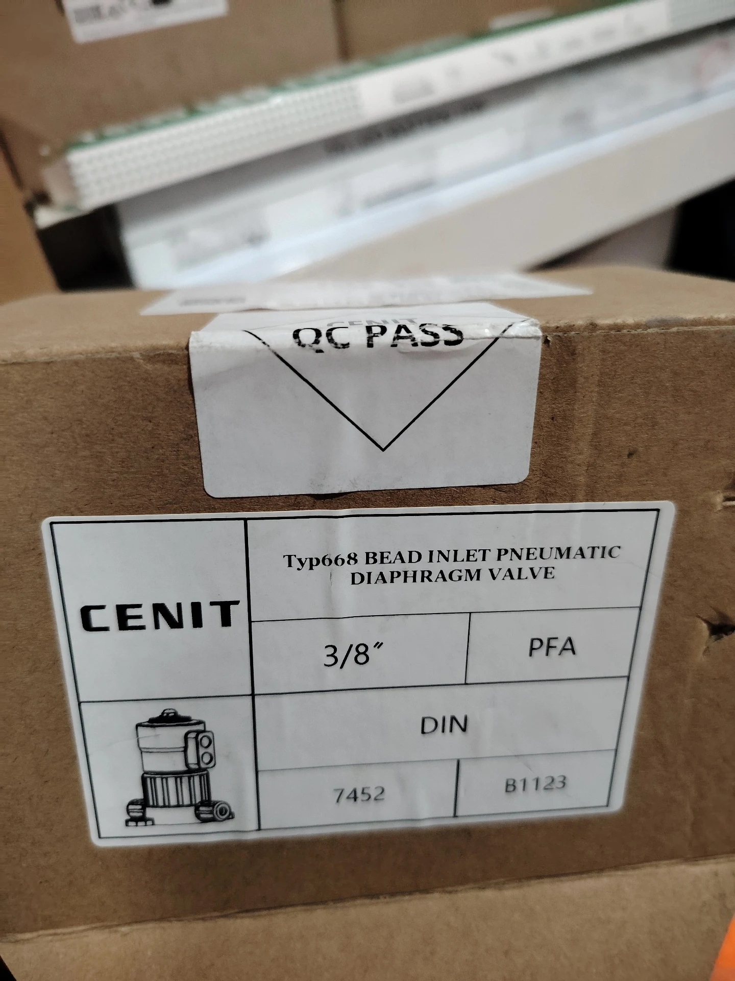 Пневматический диафрагменный клапан CENIT Typ668, 38 дюйма, материал PFA, новый, в заводской упаковке (art.: 3920dc0159ccd) - 3920dc0159ccd