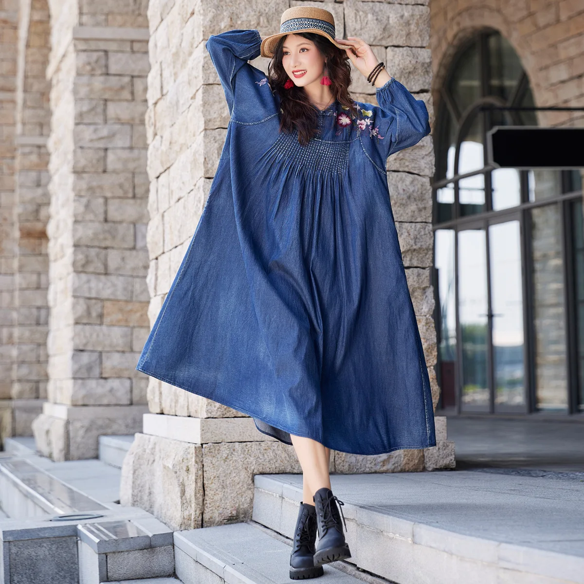 

Vintage Harajuku Women's Denim Long Sleeved Dress Robe Dresses Embroidery Oversize Fold Loose High End Luxury Designer Clothing
