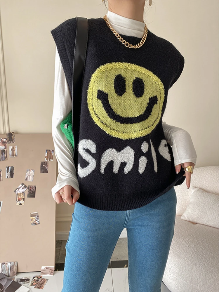 

Fashionable Embroidery Age Reduction Cute Smiley Sleeveless Colete Feminino Knitting Vest Women Winter Vintage Chaleco Mujer