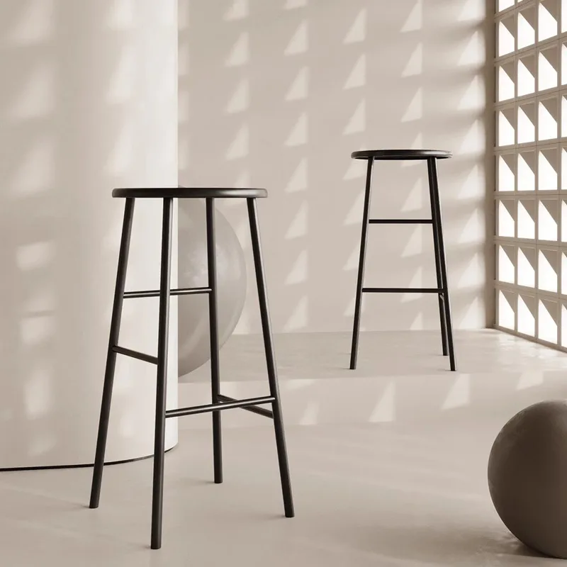 Деревянные обеденные черные барные стулья минималистичные современные высокие