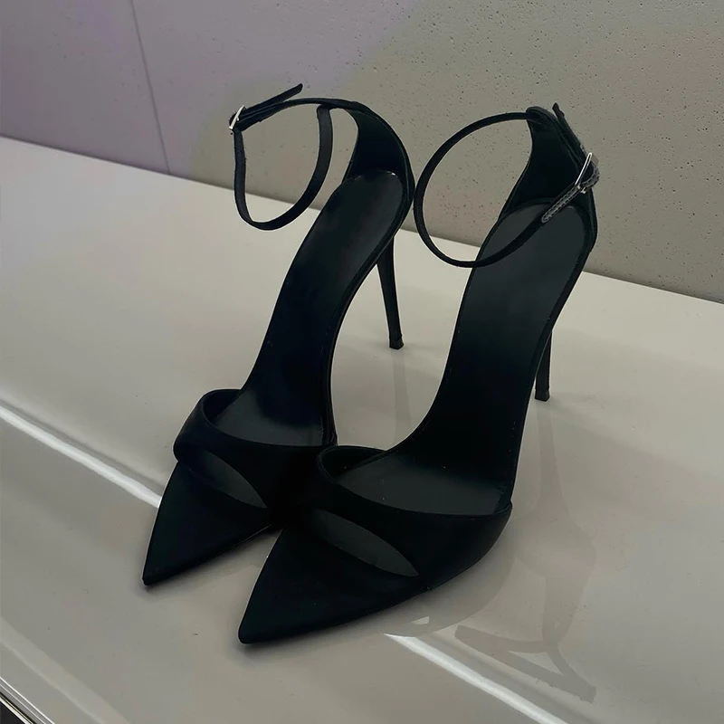 Черные лакированные кожаные высокие каблуки летние новые сексуальные