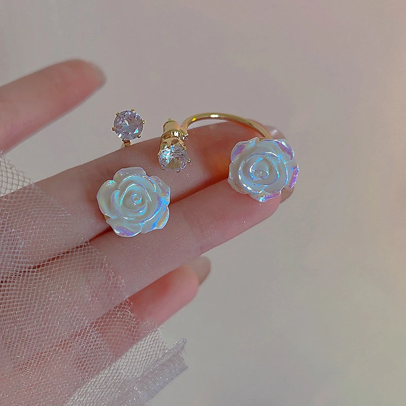 

Retro Elegant Zircon Dazzling Camellia Pendant Stud Earrings for Women Creative Light Luxury Exquisite High-end Design Earrings