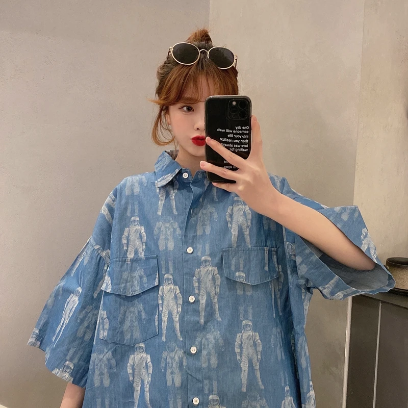 

Flower shirt female design sense of minority short sleeve loose retro Hong Kong style shirt sweet aging Harajuku small shirt