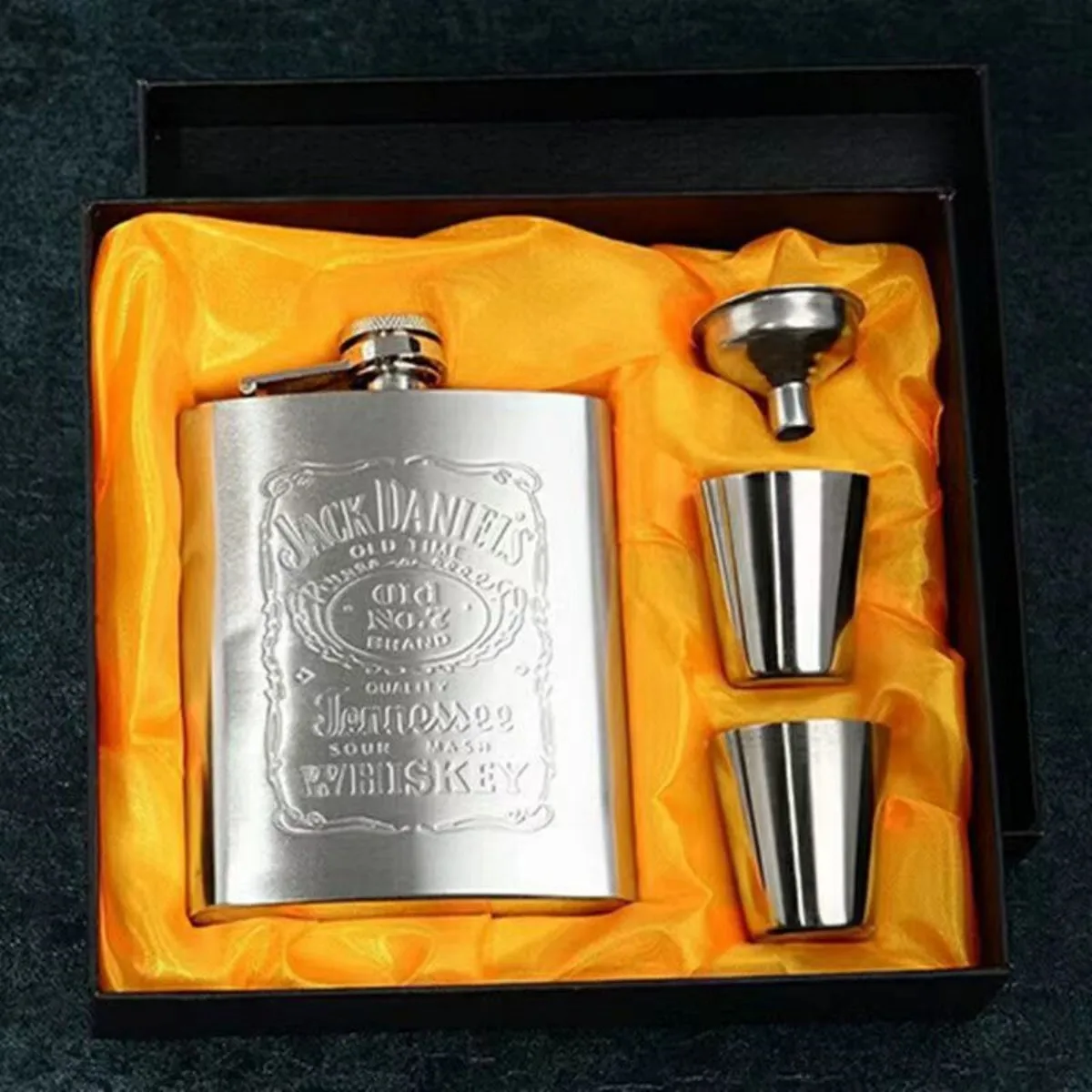 

8oz/7oz Portable Stainless Steel Hip Flask Flagon Whiskey Wine Pot Leather Cover Bottle Funnel Travel Tour Drinkware Wine Cup