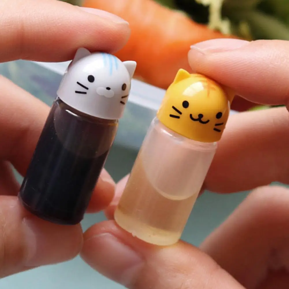 

Seasoning Bottles 1 Set Convenient Detachable Lightweight Mini Lunch Bento Soy Sauce Containers for School