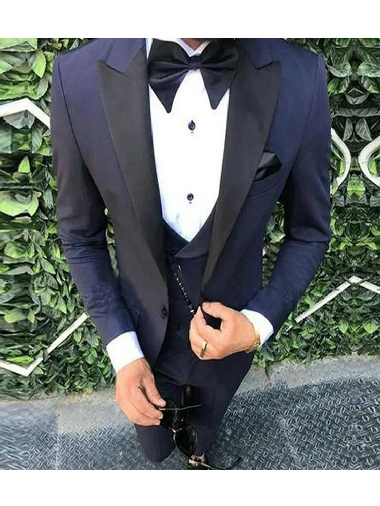

Custom purple Slim Fit Man Suits for Wedding Groom Suits Tuxedos 3 Pieces Groomsmen Party Suits Wedding Tuxedo for Man