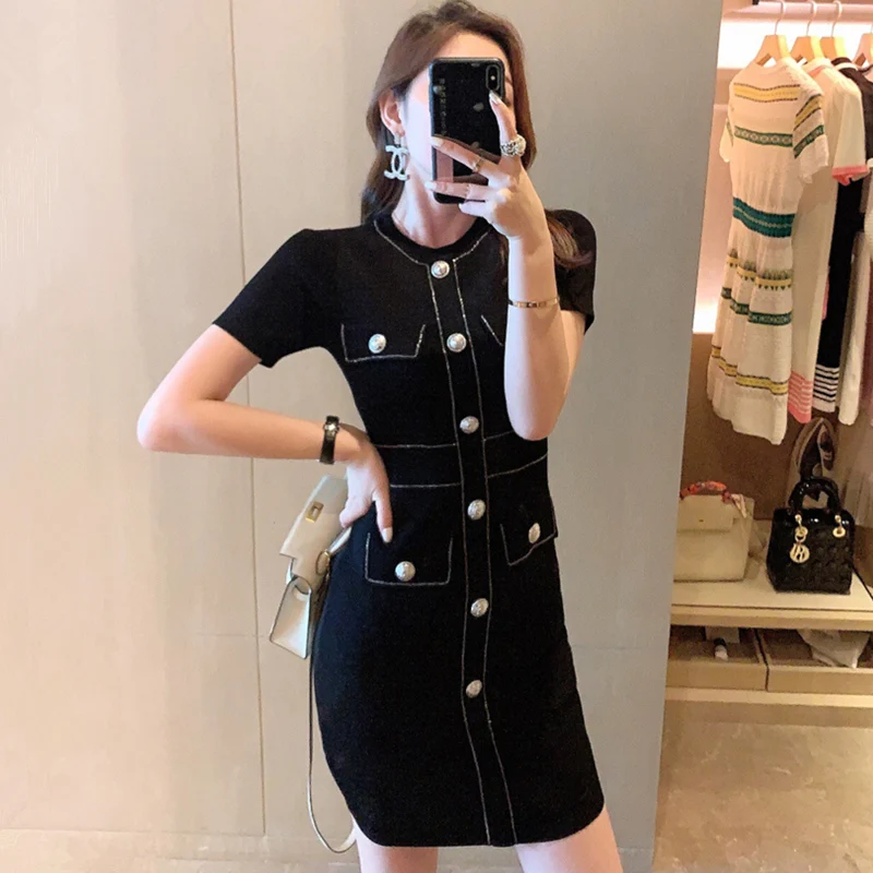 

French women knitting small sweet wind hit color line decoration cultivate one's morality dress dress thin ice silk bag hip skir