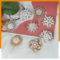 retro light luxury snowflake pearl brooch rhinestone metal jewelry flower suit dress accessories