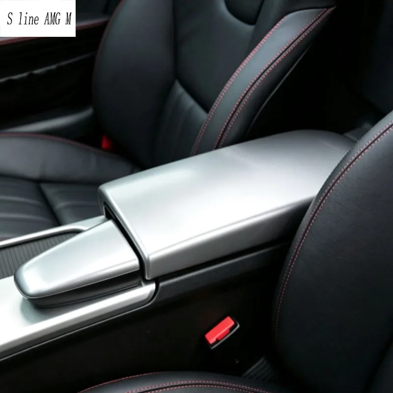 Фото Для Mercedes Benz SLK R172 2011-2015 класса RHD, карбоновый накладной органайзер для подлокотника, держатель для CD и стаканов, наклейка на рычаг переключения передач, аксессуары для салона. №3